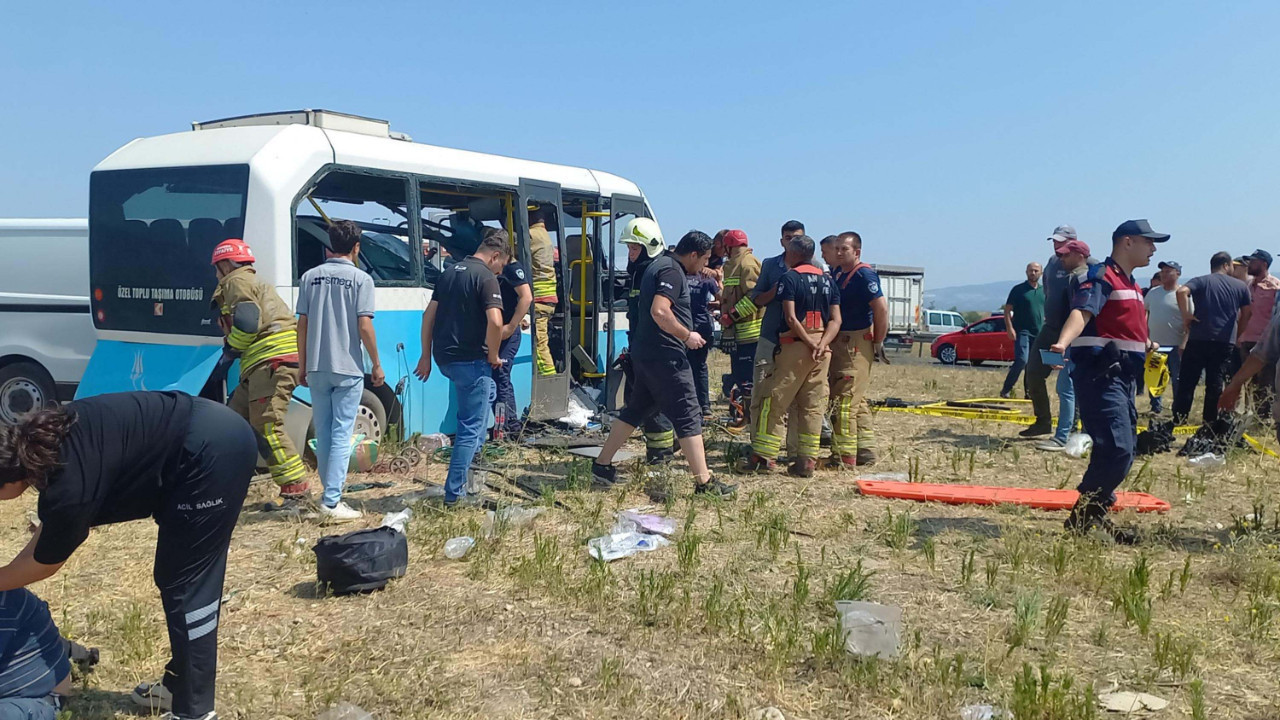 Manisa’daki feci kazada ölü sayısı 2’ye çıktı Haber gorseli