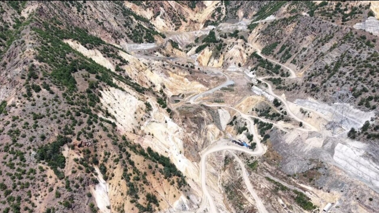 Artvin’deki maden projesi için dikkat çeken uyarı: “Büyük bir heyelan yaşanmadan önlem alınmalı” Img